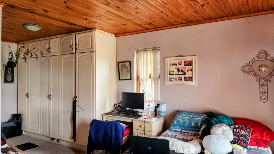 5 Bedroom Property for Sale in Uilenkraalsmond Western Cape